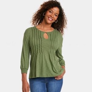 NWT Knox Rose Women's Pintuck Olive Green 3/4 Sleeves Blouse XS